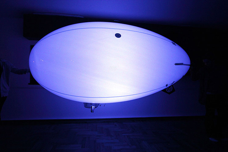 Red-Cross-Swtzerland-4.5-m-RC-Blimp-with-camera